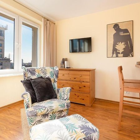 Apartments City Center Krucza By Renters Варшава Екстериор снимка