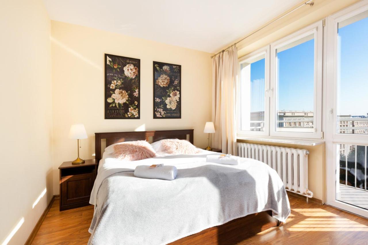 Apartments City Center Krucza By Renters Варшава Екстериор снимка