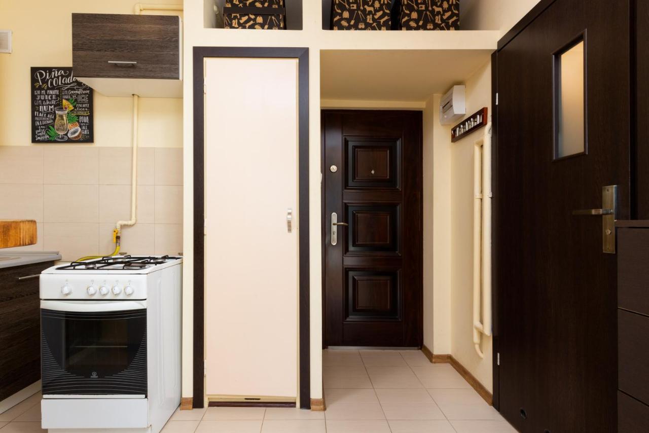 Apartments City Center Krucza By Renters Варшава Екстериор снимка